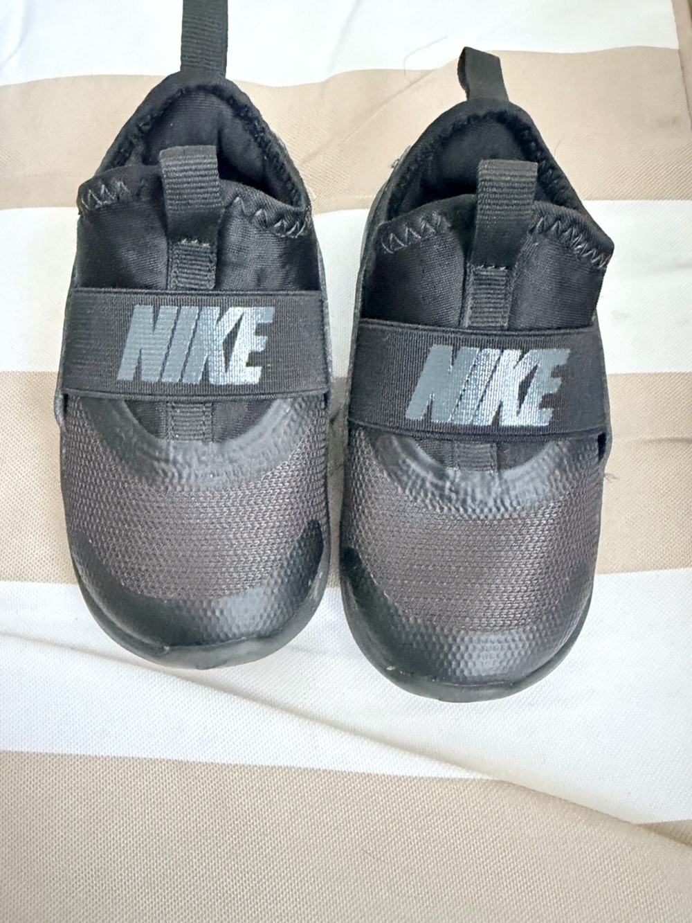 Nike Flex Runner 4 | Size 6c